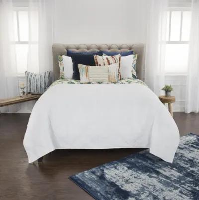 Maddux Place- Simpson White Queen Solid White Quilt -  Set of 3