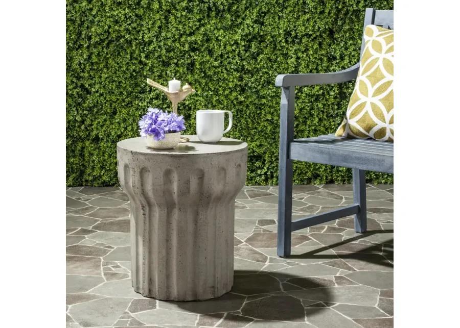 Vesta Indoor/Outdoor Modern Round Accent Table