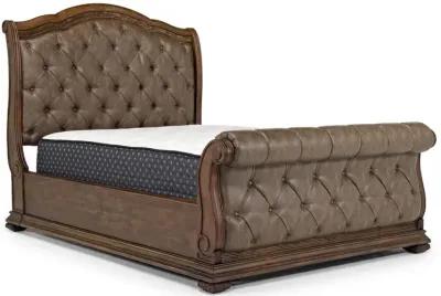 Durango Upholstered Sleigh Bed, Dresser & Mirror in Willadeene, Queen