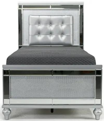 Valentino Panel Bed in Silver, Twin