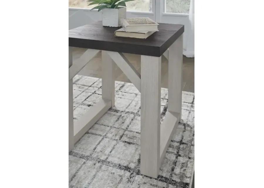 Dorrinson Table (Set of 3)