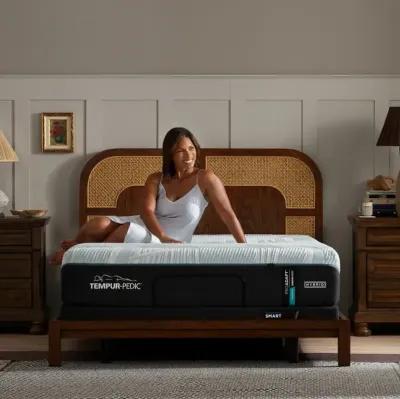 TEMPUR-ProAdapt Medium Hybrid Mattress