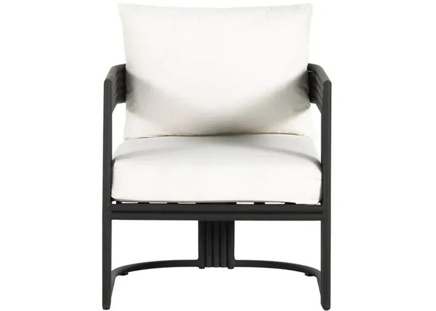 Foxy Outdoor Lounge Chair - White