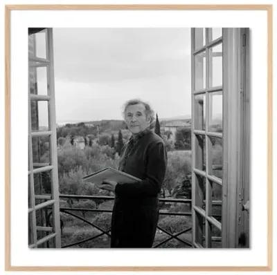 Getty Images - Marc Chagall Posing On His Terrace - Clear