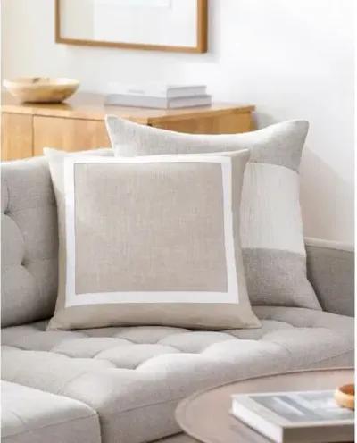 Ritzy Placed Border Pillow