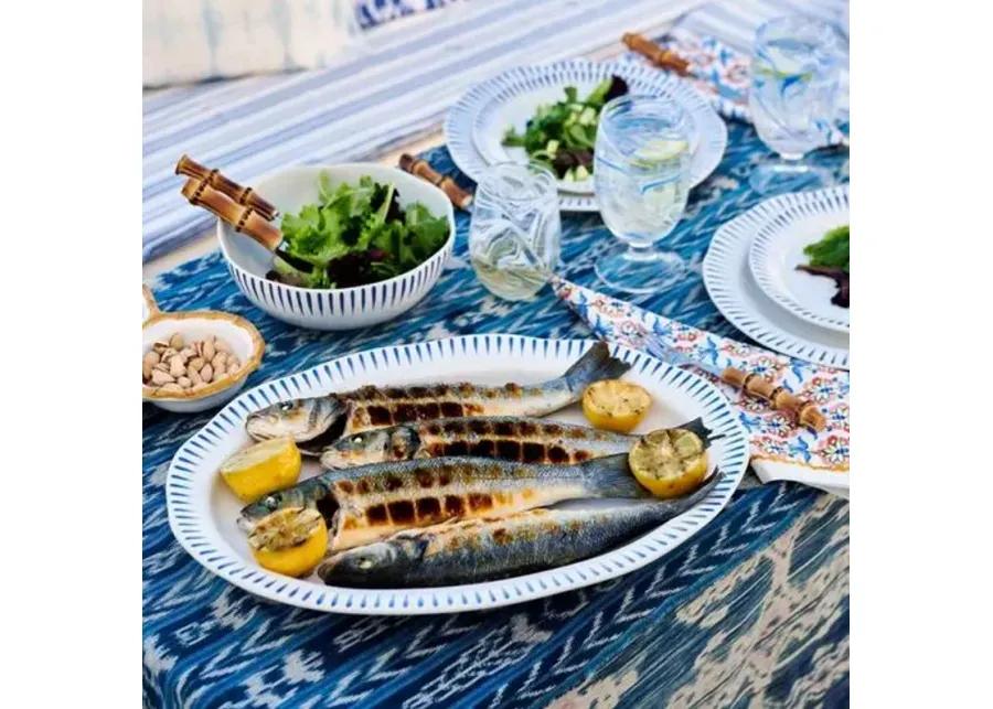 Sitio Stripe 17" Platter - Delft Blue - Juliska - White