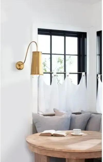 Southern Living Hattie Wall Sconce - Regina Andrew - Gold