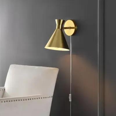 Morris 8.25" Plug-In Wall Sconce - Gold