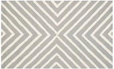 Yvaine Rug - Gray/Ivory - Gray