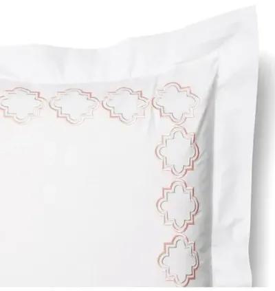 Quatrefoil Euro Sham - White/Pink - Hamburg House