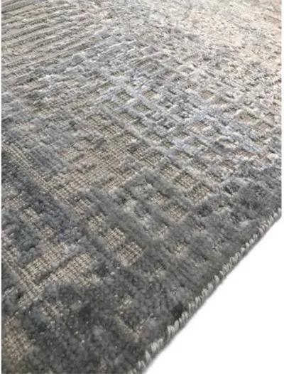 2'6"x10' Ashley Hand-Knotted Runner - Silver/Gray - F.J. Kashanian