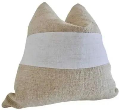 Raines 24x24 Pillow - Natural/White