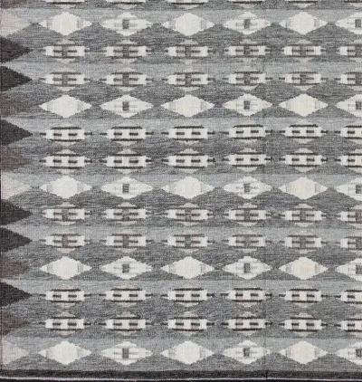 Scandinavian Flat-Weave Rug - 10' x 14' - Keivan Woven Arts - Gray - Gray