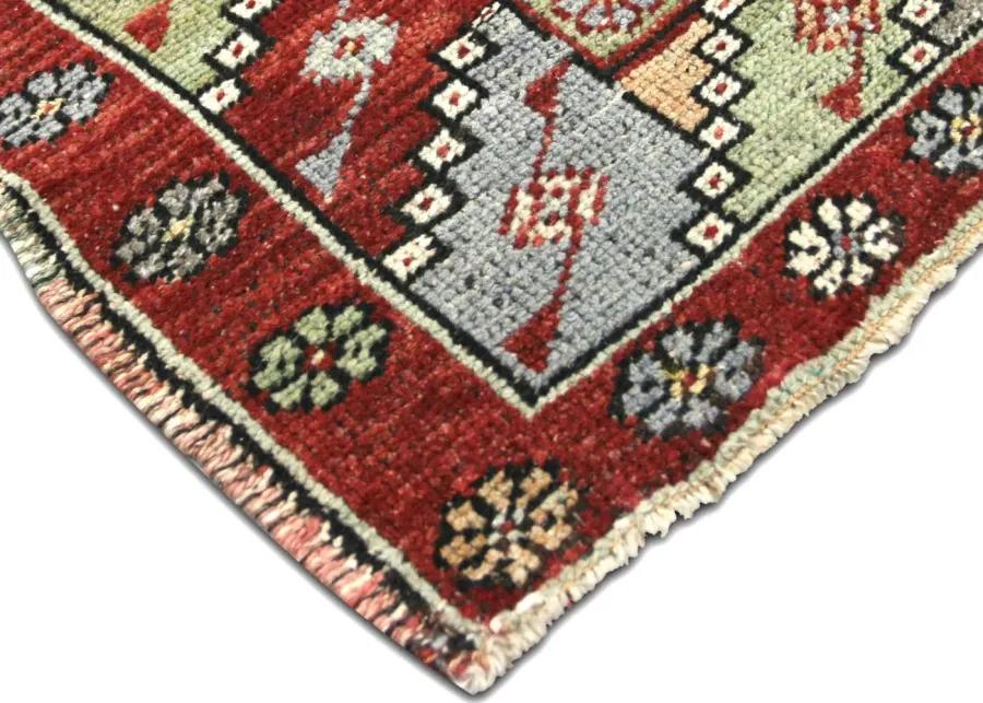 1960s Turkish Oushak Rug - 3'4" x 5' - Nalbandian - Red - Red