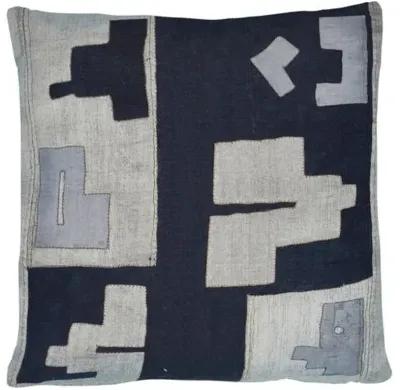 Arlo Indoor/Outdoor 21x21 Pillow - Kim Salmela