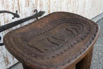 African Donkey Carved Senufo Table - de-cor - brown