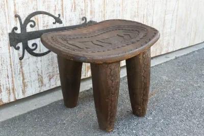 African Donkey Carved Senufo Table - de-cor - brown