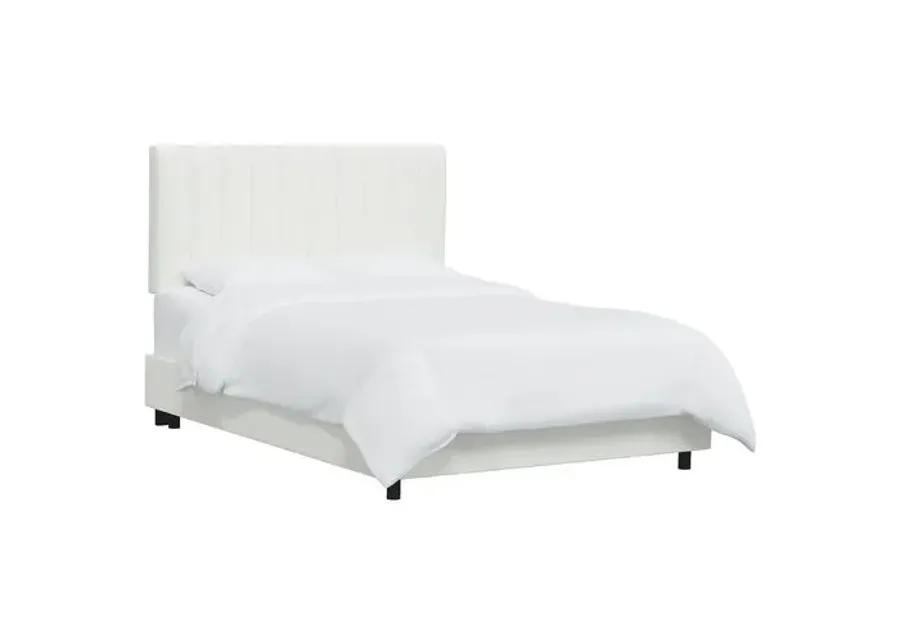 Delmar Bouclé Channeled Bed - Snow - Handcrafted - White