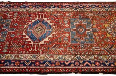 Heriz Red Persian Wool Runner - Apadana