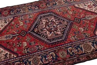 Vintage Persian Red Medallion Wool Rug - Apadana - Red