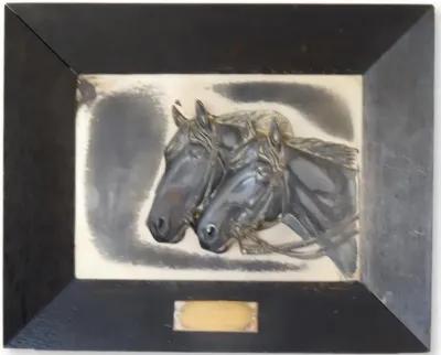 1939 Equestrian Trophy Plaque - Rose Victoria - Black