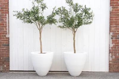 Classic White Round Outdoor Planter - Set of 2 - de-cor - Handcrafted - 25" l x 25" w x 26" h