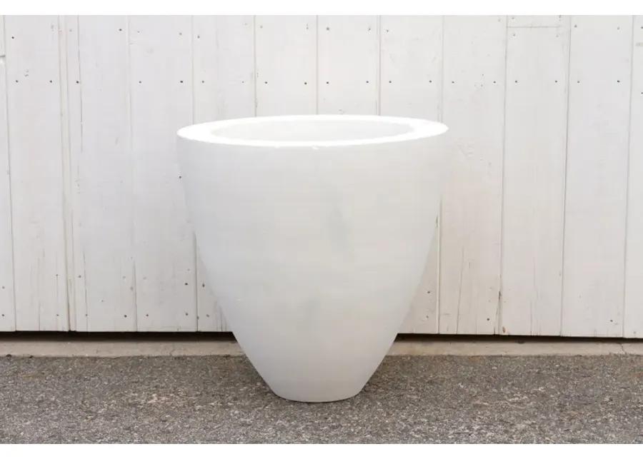 White Cloud Stone Outdoor Planter - de-cor - Handcrafted - 25" l x 25" w x 26" h