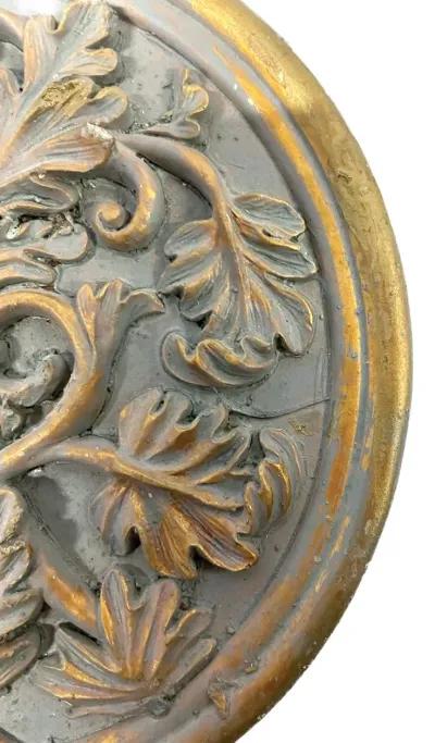 Gilt Plaster Acanthus Leaf Medallion - Brown