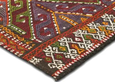 1960s Turkish Kilim - 3'5" x 4'5" - Handcrafted - Red