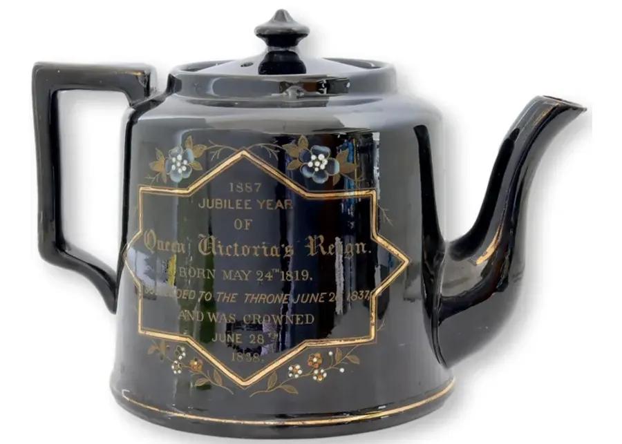 Queen Victoria commemorative teapot - Black