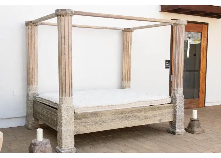 Indian Palace Antique Column Poster Bed - Brown