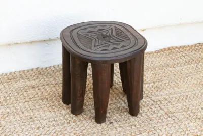 Primitive African Oval Nupe Stool - brown