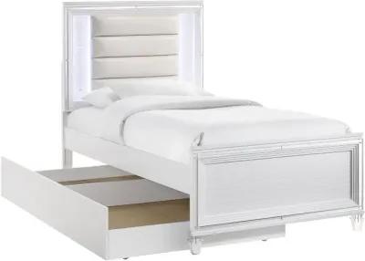 Posh White Twin Bed with Trundle