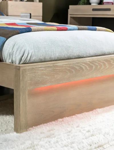 District Weathered Oak Full Bed with Lights