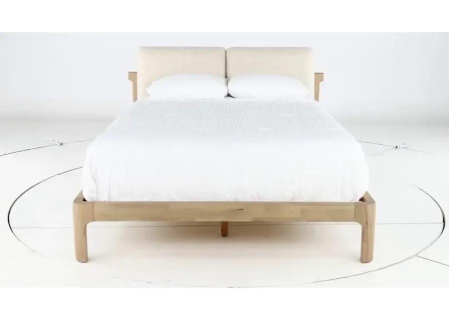 Furano Linen White and Natural King Platform Bed