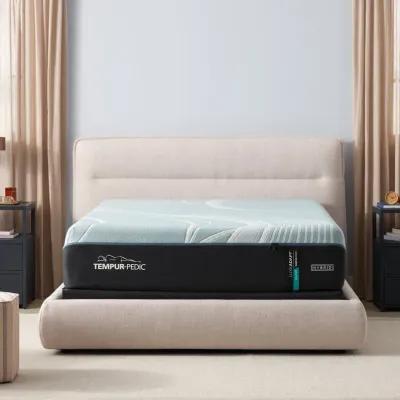 Tempur-Pedic LuxeAdapt 2.0 Medium Hybrid Queen Mattress