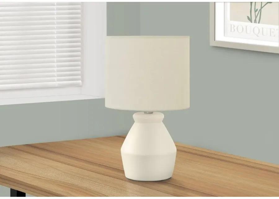 17-Inch Cream Ceramic Table Lamp