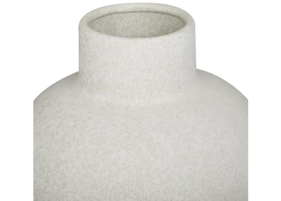 Ivy Collection Calypseburg Vase in White by UMA Enterprises