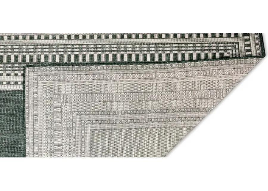 Liora Manne Malibu Etched Border Indoor/Outdoor Area Rug in Green by Trans-Ocean Import Co Inc