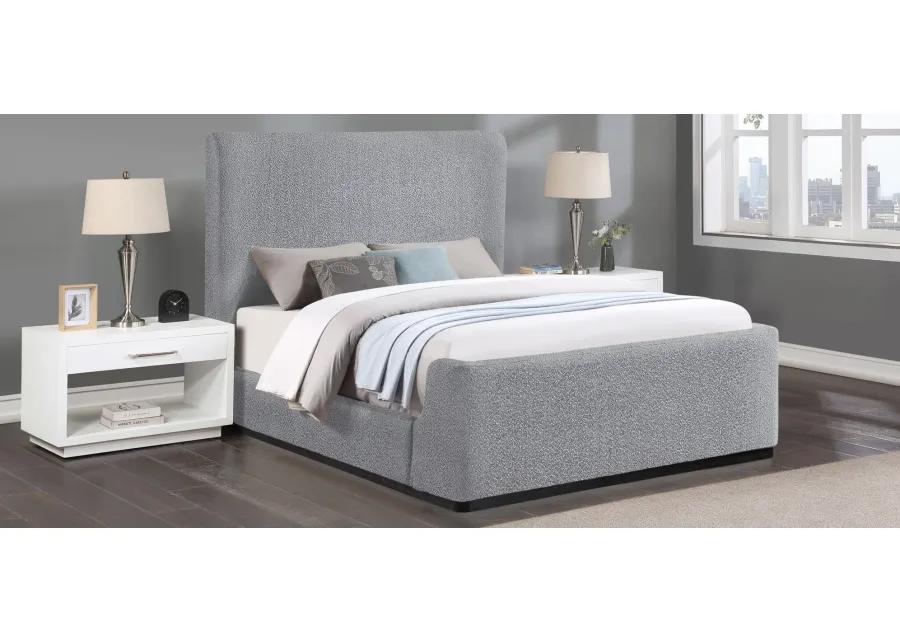 Oliver Queen Bed in Gray by Meridian Furniture