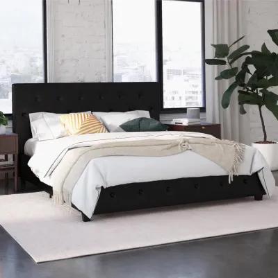 Dakota Upholstered Platform Bed With Diamond Button Tufted Heaboard