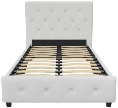 Dakota Upholstered Platform Bed With Diamond Button Tufted Heaboard