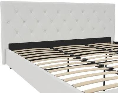 Dakota Upholstered Platform Bed With Diamond Button Tufted Heaboard