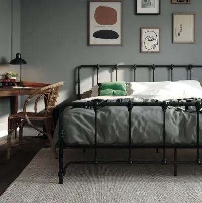 Farmhouse Metal Bed