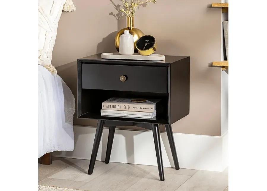 Tuttlebee Black Nightstand