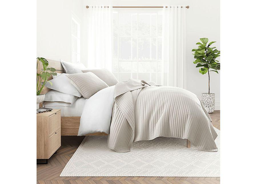 Honeybell Beige 3 Pc King Quilt Set