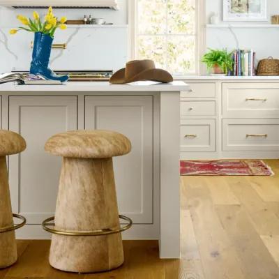 Mushroom Counter Stool in Neutral Cowhide