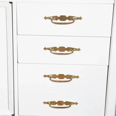 Traditional Credenza Lacquered in Cirrus White