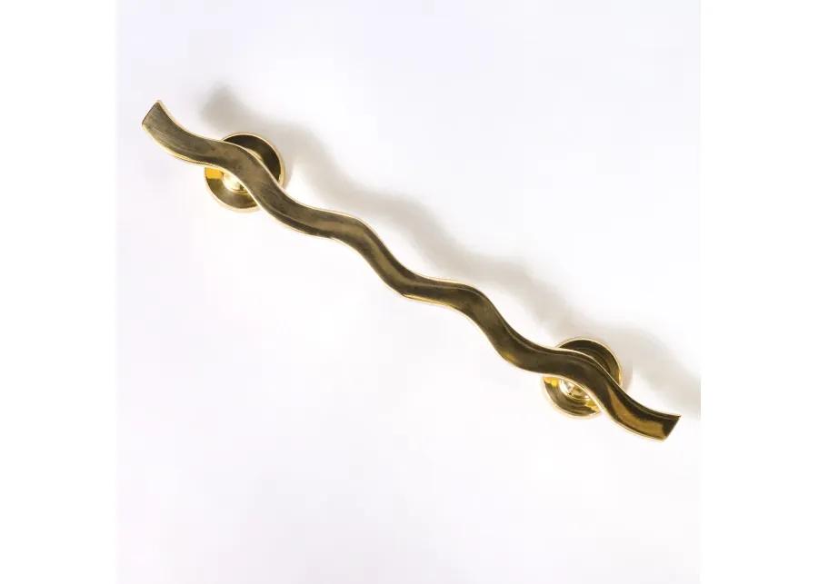 Wavy Brass Handle