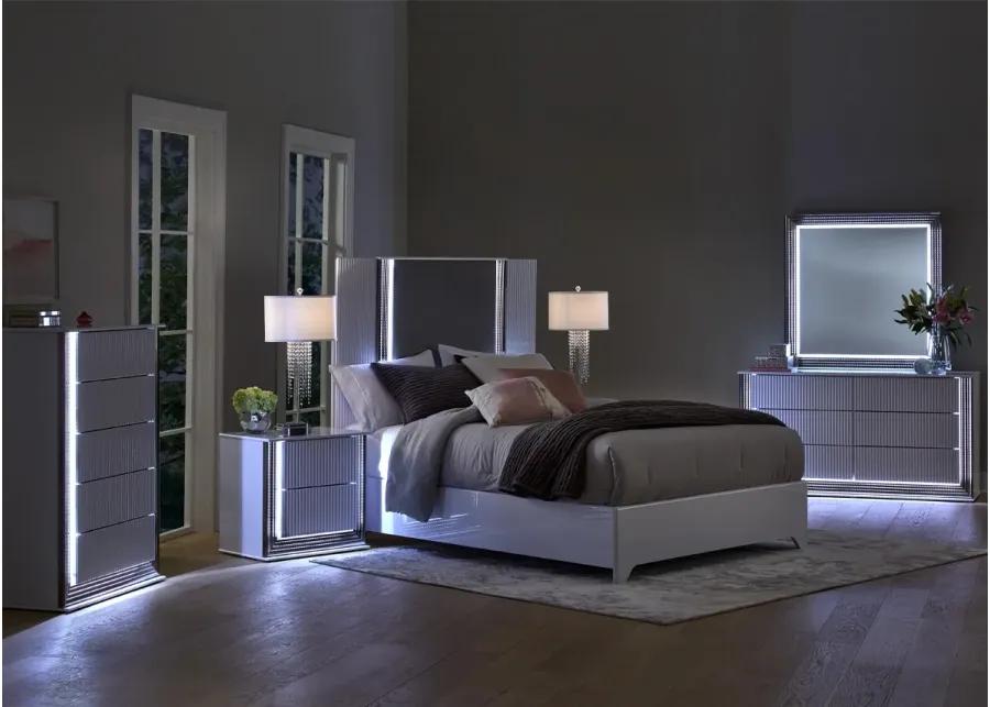Lumina White 7 Pc. King Bedroom